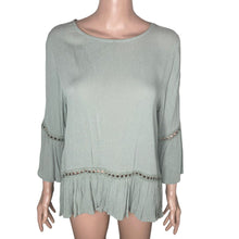 Load image into Gallery viewer, Bobeau Tunic Shirt Womens XS Sage Green Solid 3/4 Bell Sleeve