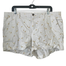 Load image into Gallery viewer, Old Navy Everyday Linen Blend Shorts Womens 16 White Gold Palm Tree Print Plus