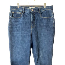 Load image into Gallery viewer, SPANX Kick Flare Jeans Womens Size 20 Medium Indigo