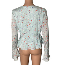 Load image into Gallery viewer, Adelyn Rae Blouse Womens Small Floral Aqua Green Bell Sleeve
