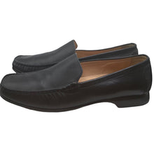 Load image into Gallery viewer, cole haan leather loafers mens 10b leather loafers black d11872