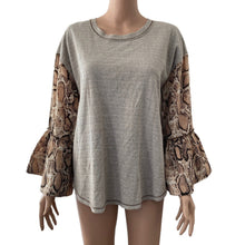 Load image into Gallery viewer, Mystree Shirt Womens Small Oversized Gray Flannel Animal Print Bell Sleeve