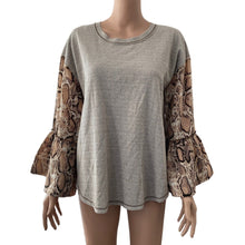 Load image into Gallery viewer, Mystree Shirt Womens Small Oversized Gray Flannel Animal Print Bell Sleeve