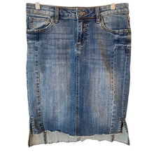Load image into Gallery viewer, KUT From The Kloth Denim Skirt Womens 6 Blue Raw Hem Stretch Jean Mini