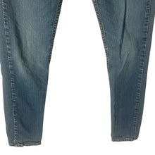 Load image into Gallery viewer, Levis 510 Jeans Mens 28x32 Medium Wash Blue