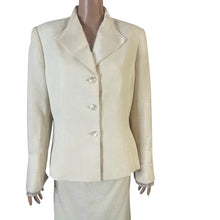 Load image into Gallery viewer, Le Suit Skirt Suit Women’s Size 16 Cream Blazer 2-Piece Business Formal