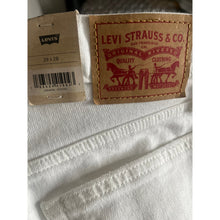 Load image into Gallery viewer, Levi's Wedgie Straight Leg Jeans Womens 29x28 White Button Fly