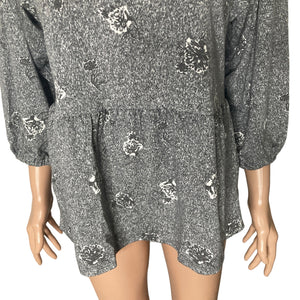 Bobeau Peplum Top Womens Medium Babydoll Gray White Floral