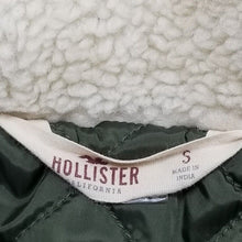 Load image into Gallery viewer, Hollister Malaga Beach Jacket Womens Small Olive Green White Sherpa Lined