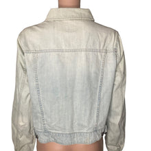 Load image into Gallery viewer, JC Penney Denim Jacket Womens Large Lightwash Trucker Style