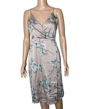 Load image into Gallery viewer, Revolve Astr The Label Wrap Dress Womens XS Lilac Floral