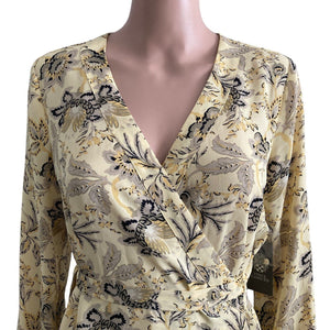 Vince Camuto Blouse Womens Small Yellow Floral Wrap New
