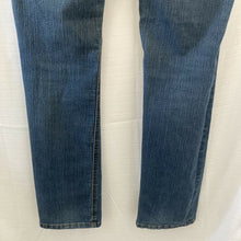 Load image into Gallery viewer, Liverpool Jeans company Sadie Straight Medium Wash Blue Jeans 4 27