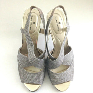 Bandolino Malorie Wishbone Silver Metallic Glitter Sandal 8M BD7Malorie