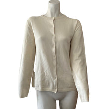 Load image into Gallery viewer, Bamboo Traders Cardigan Sweater Beige Button Front Size Medium