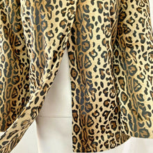 Load image into Gallery viewer, Jacklyn Smith Seas Women’s Animal Print Faux Fur Light Jacket Size Small