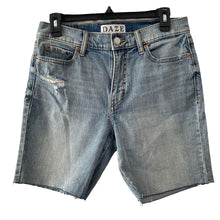 Load image into Gallery viewer, Daze Shorts lulus Denim Bermuda Womens Size 28 Stretch Light Wash Distressed