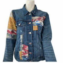 Load image into Gallery viewer, Gap Jacket Denim Camo Womens Size Medium Gap For Good