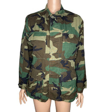 Load image into Gallery viewer, Official Army Camo Jacket Womens Xsmall Short Shacket Stock 8415011841319