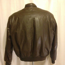 Load image into Gallery viewer, Members Only Mens Vintage Brown Leather Bomber Jacket w Sherpa Lining 42