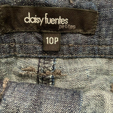 Load image into Gallery viewer, Daisy Fuentes Petites Womens Dark Wash Blue Capris 10P