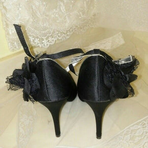 Women's Black Heels Silver Trim n Flower Size 8