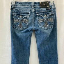 Load image into Gallery viewer, Miss Me Womens Medium Wash Bootcut Blue Jeans Size 27 Style jp5046