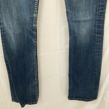 Load image into Gallery viewer, Bke Stretch Addison Women’s Medium Wash Jeans Size 25x33.5