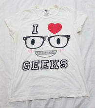 Load image into Gallery viewer, Chill Womens White Red I Love Geeks Short Sleeve Tshirt Size Large