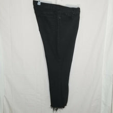 Load image into Gallery viewer, Old Navy Jeans Flare Raw Hem Womens Black Size 14 Reg Distressed