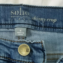 Load image into Gallery viewer, New York &amp; Co Soho Jeans skinny crop Size 8