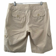 Load image into Gallery viewer, Izod Shorts Khakis Bermuda Cargo  shorts Womens Size 6