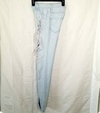 Load image into Gallery viewer, Aphrodite Jeans Light Wash Distressed Womens Juniors size 1