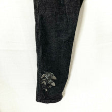 Load image into Gallery viewer, Nordstrom Womens Dark Wash Denim Floral Embroidered Stretch Denim Jeans Small