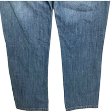 Load image into Gallery viewer, C&amp;V Chelsea &amp; Violet Boyfriend Jean Womens Light Wash Size 29