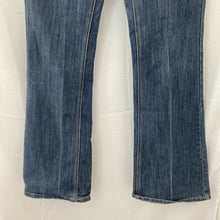 Load image into Gallery viewer, Dereon Womens Medium Wash blue Jeans Size 7 8