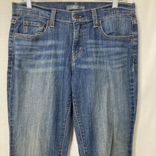 Load image into Gallery viewer, Levi’s 515 Bootcut Womens Medium Wash Blue Jeans Size 4