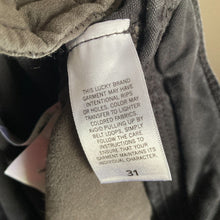 Load image into Gallery viewer, Lucky Brand Cargo Shorts Mens 31 Black Stretch