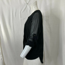 Load image into Gallery viewer, Umgee Womens Black Button Down Blouse Size Small
