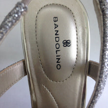 Load image into Gallery viewer, Bandolino Malorie Wishbone Silver Metallic Glitter Sandal 8M BD7Malorie