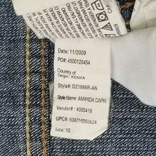 Load image into Gallery viewer, Gloria Vanderbilt Jeans Size 10 Womens cropped