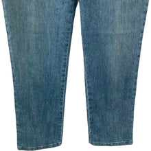 Load image into Gallery viewer, Gloria Vanderbilt Jeans Amanda Medium Wash Size 6 Petite Hi Rise