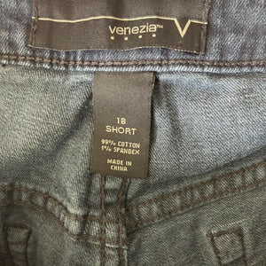 Venezia Jeans Plus Size Womens 18 short Dark Wash