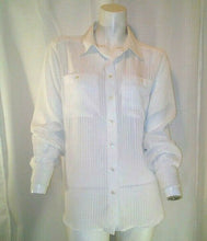 Load image into Gallery viewer, Carry Back Petite Womens White Textured Button Down Blouse Size 10