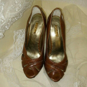 Wild Pair Women's Vintage Brown Leather PeepToe Heels Size 6