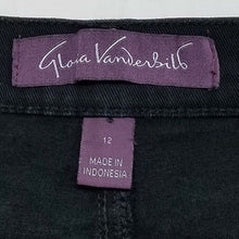 Load image into Gallery viewer, Gloria Vanderbilt Amanda Womens Black High Rise 5-Pocket Straight Leg Jeans 12