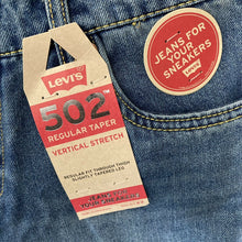 Load image into Gallery viewer, Levi’s 502 Jeans Regular Taper Vertical Stretch Medium Wash 14 Regular 27x27