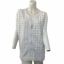 Load image into Gallery viewer, Ravel Blouse White Eyelet Zip Front Women’s Sleeveless Size Large