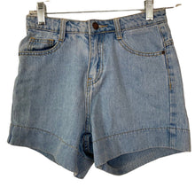 Load image into Gallery viewer, Unbranded Shorts Light Wash Girls Size Medium