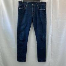 Load image into Gallery viewer, Levi’s 502 Mens Taper Fit Dark Wash Blue Denm Jeans Size 30x32